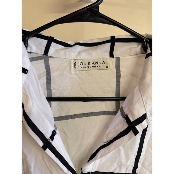 Jon & Anna Contemporary M White & Black Checkered Button-Up Cropped Shirt With 3 - Picture 3 of 6